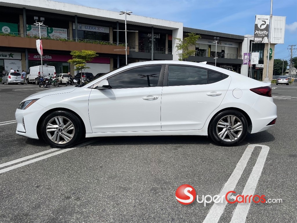 2020 Hyundai Elantra Value Edition — foto 6 / 12