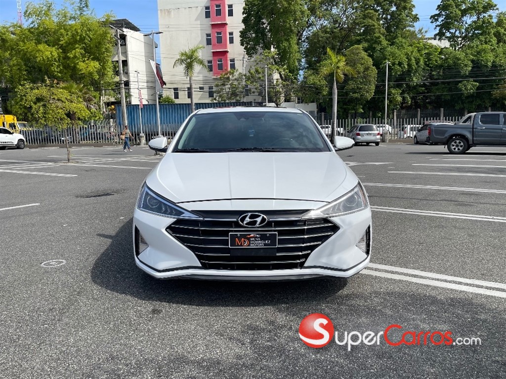 2020 Hyundai Elantra Value Edition — foto 8 / 12