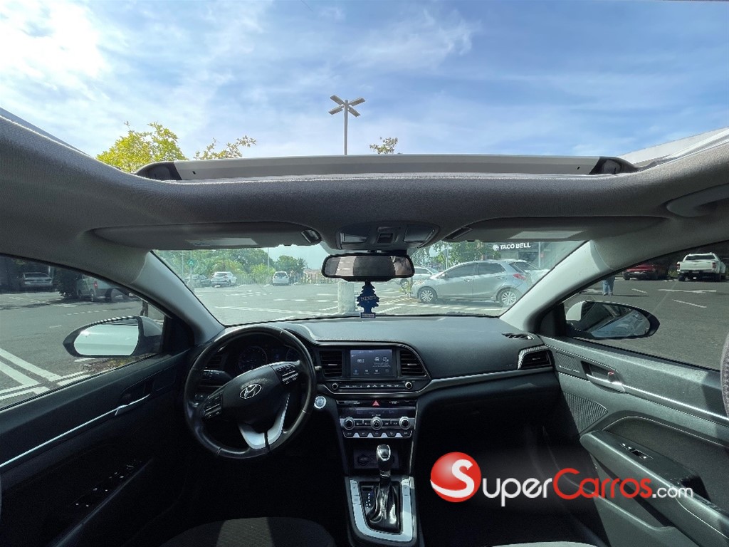 2020 Hyundai Elantra Value Edition — foto 10 / 12