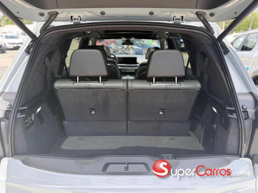 2024 BMW X 7 XDRIVE 40i — foto 8 / 9