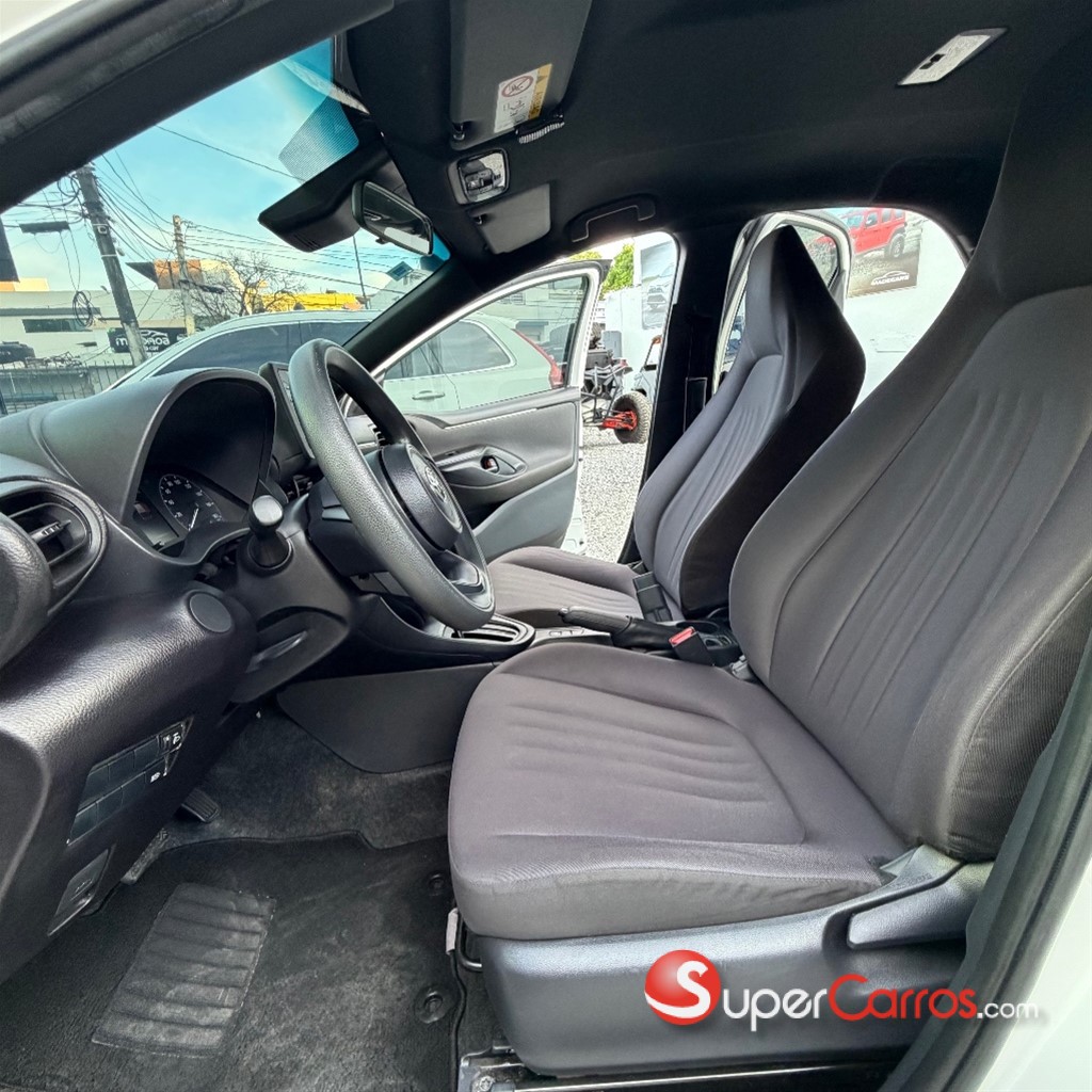 2020 Toyota Yaris — foto 6 / 9