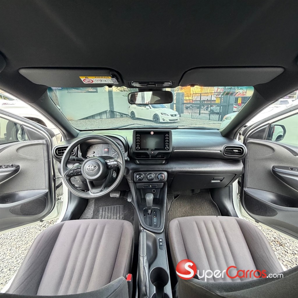 2020 Toyota Yaris — foto 7 / 9