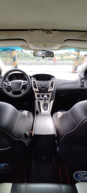 2015 Ford Focus Hatchback — foto 4 / 8