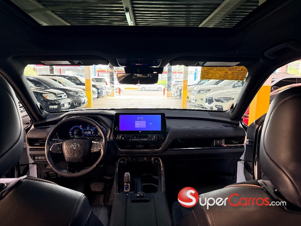 2024 Toyota Grand Highlander Max Platinum Hybrid — foto 12 / 12
