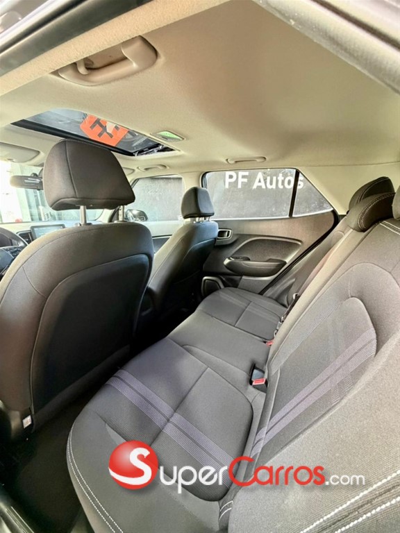 2020 Hyundai Venue — foto 8 / 8