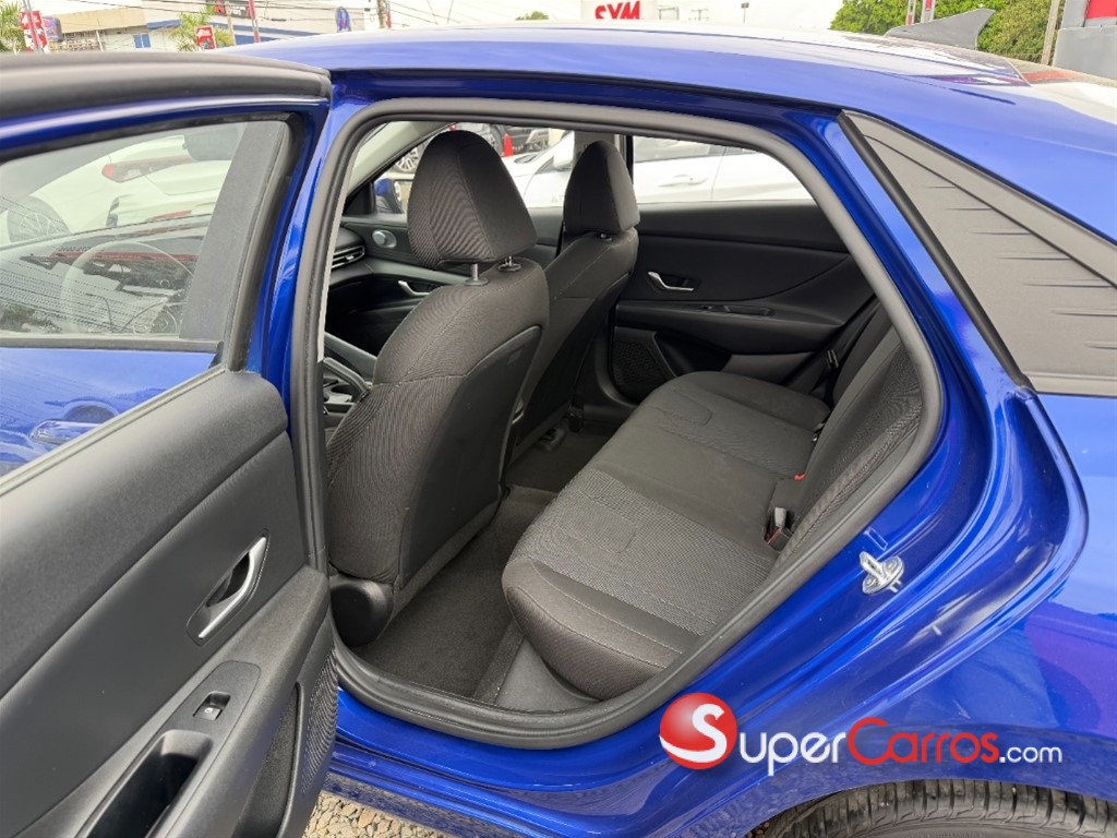 2021 Hyundai Avante — foto 7 / 9