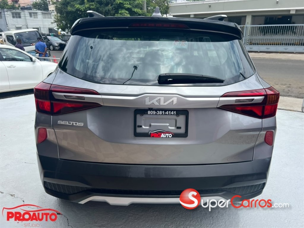 2022 Kia Seltos — foto 5 / 10