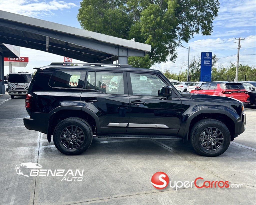 2027 Toyota Land Cruiser Prado All Rounder — foto 4 / 9