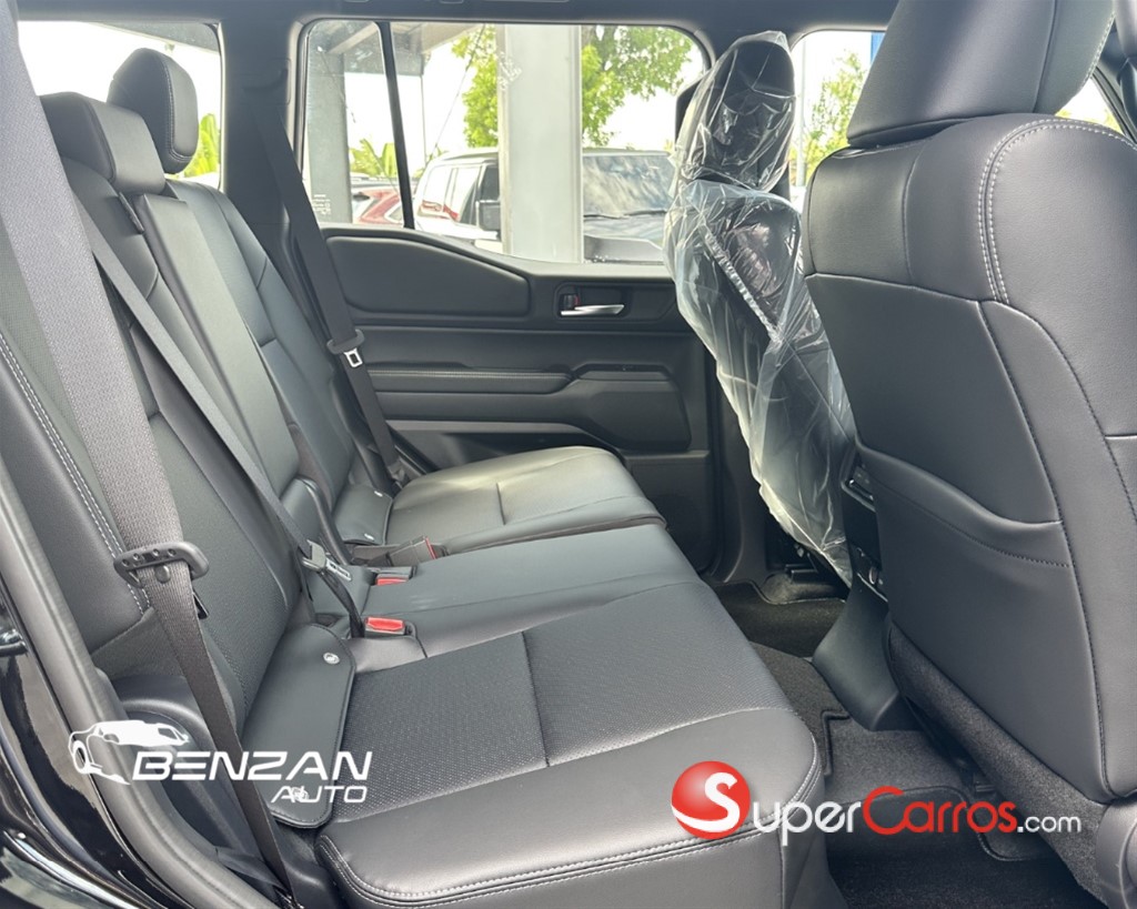 2027 Toyota Land Cruiser Prado All Rounder — foto 6 / 9
