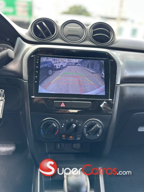 2024 Suzuki Vitara GL — foto 6 / 12