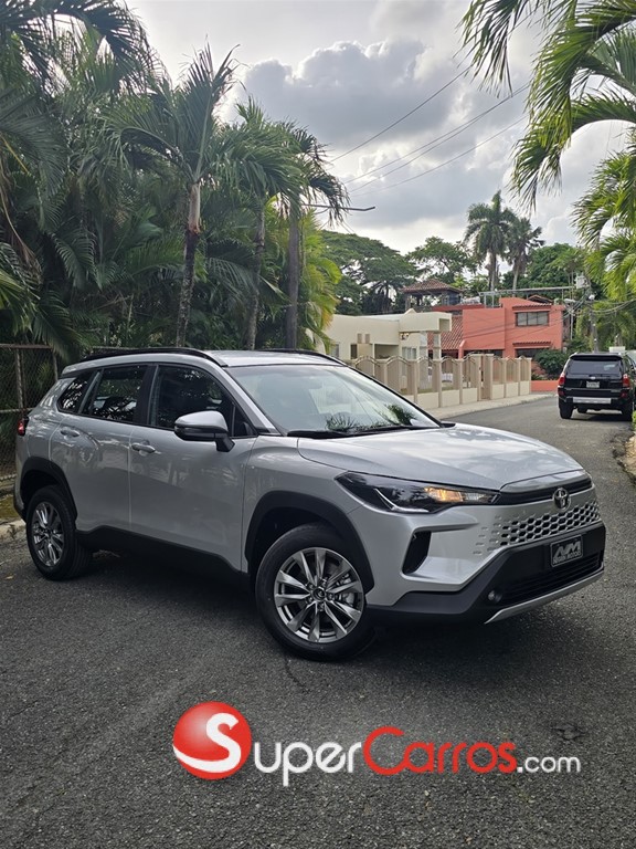 2027 Toyota Corolla Cross Full — foto 2 / 8