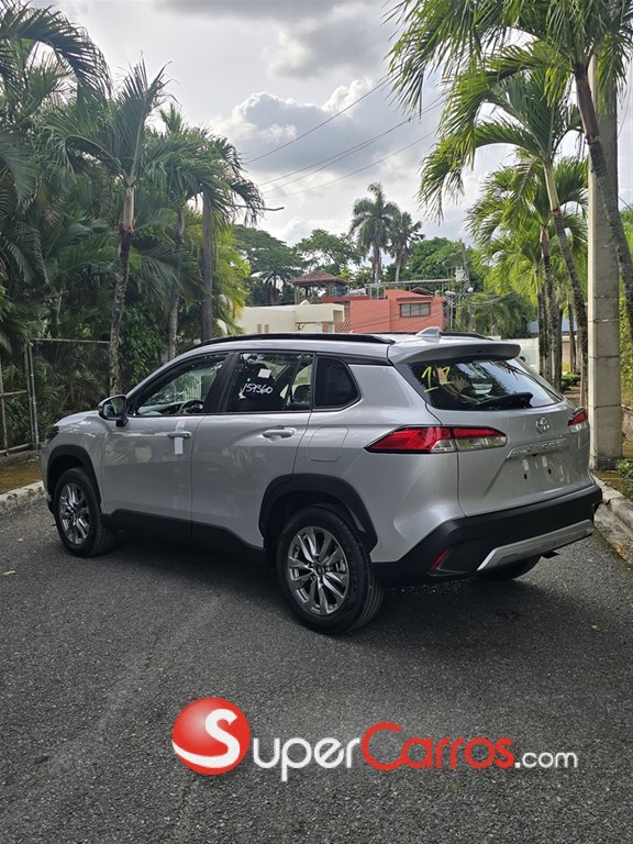 2027 Toyota Corolla Cross Full — foto 3 / 8