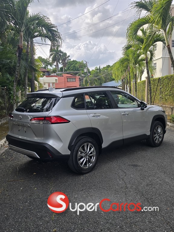2027 Toyota Corolla Cross Full — foto 4 / 8