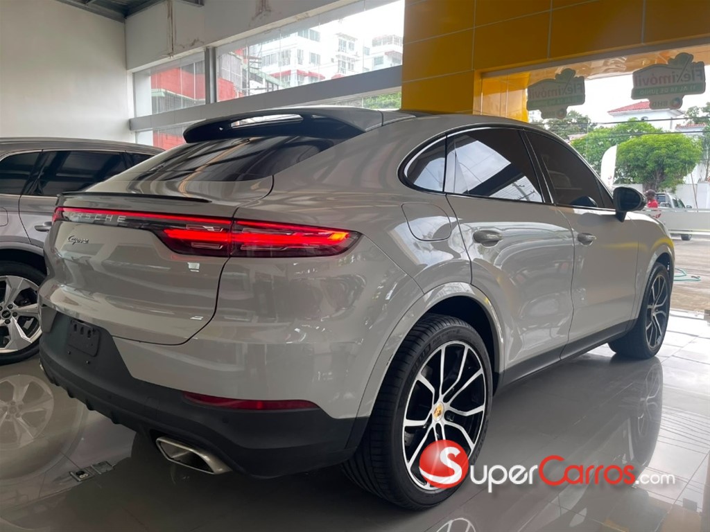 2020 Porsche Cayenne Coupe — foto 9 / 12