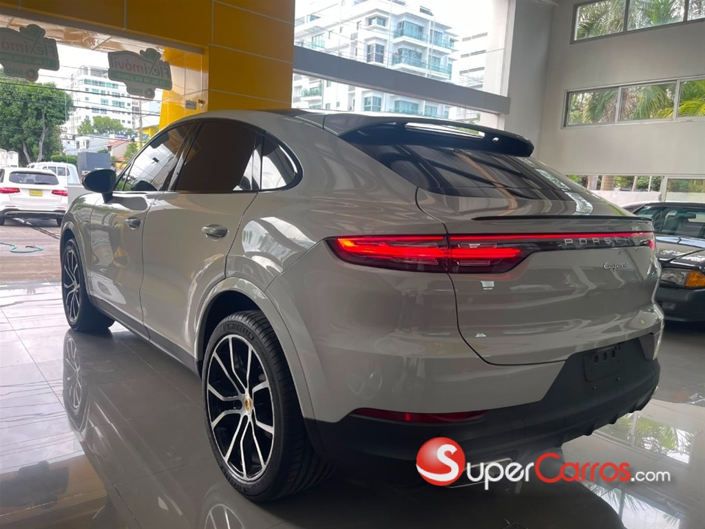2020 Porsche Cayenne Coupe — foto 10 / 12