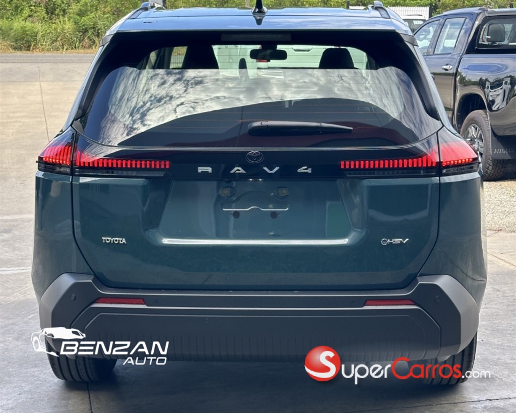 2027 Toyota RAV4 LE Hibrid — foto 3 / 9