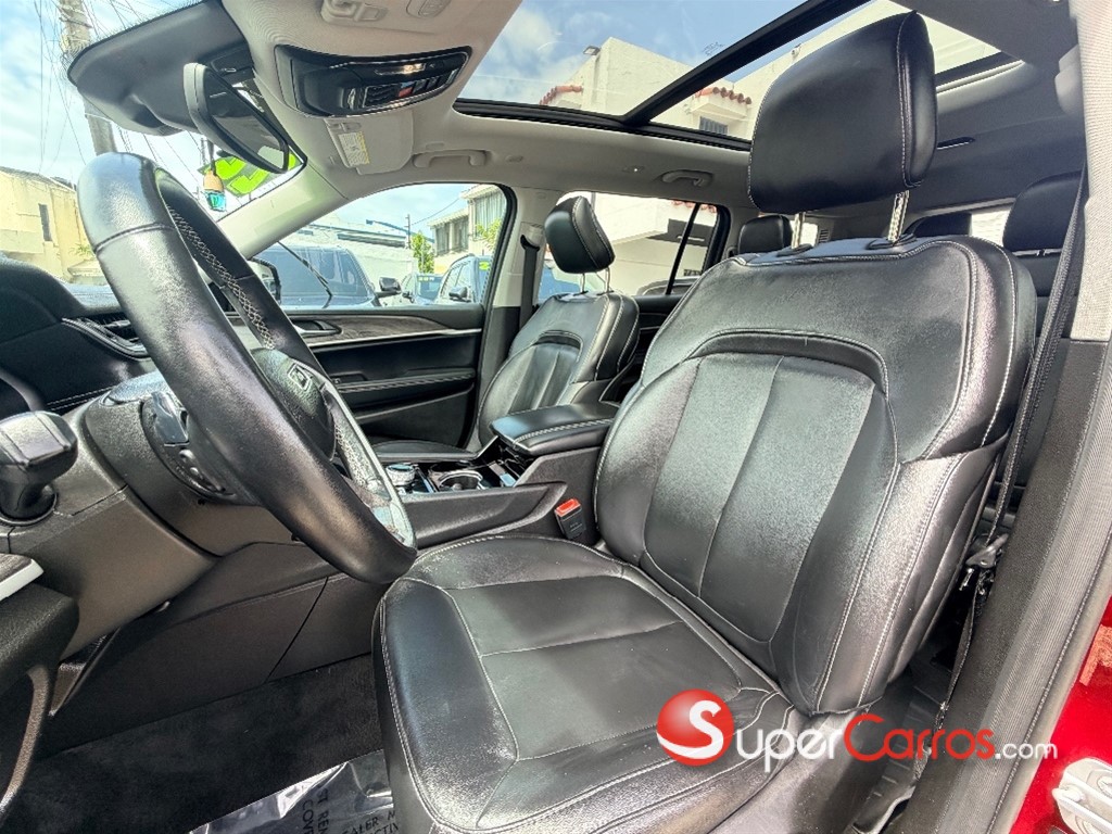 2022 Jeep Grand Cherokee L Limited — foto 7 / 12