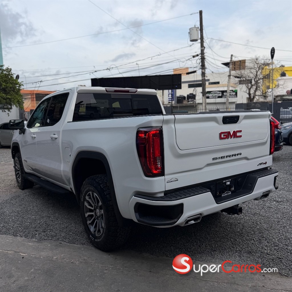 2022 GMC Sierra 1500 AT4 DURAMAX — foto 4 / 12