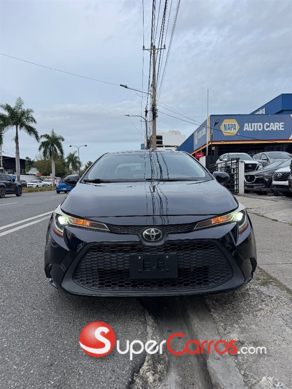 2020 Toyota Corolla LE — foto 2 / 10