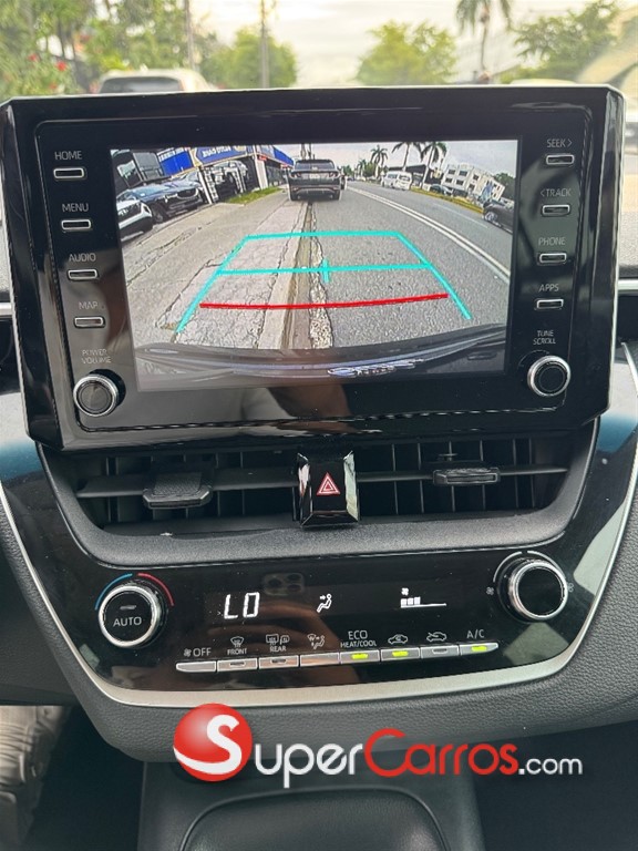 2020 Toyota Corolla LE — foto 9 / 10
