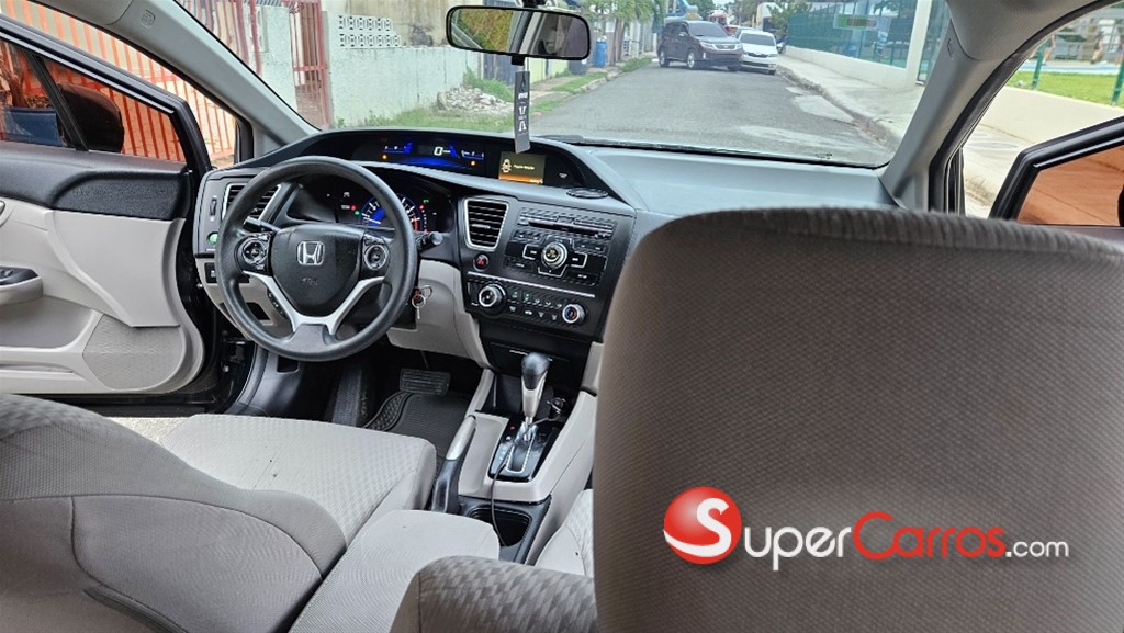 2015 Honda Civic — foto 6 / 12