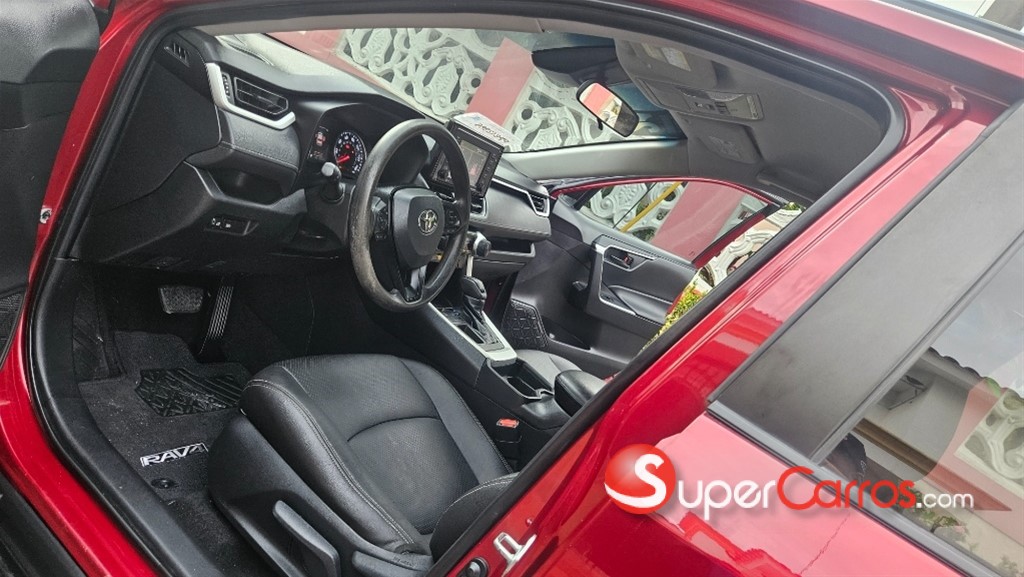 2021 Toyota RAV4 — foto 11 / 12