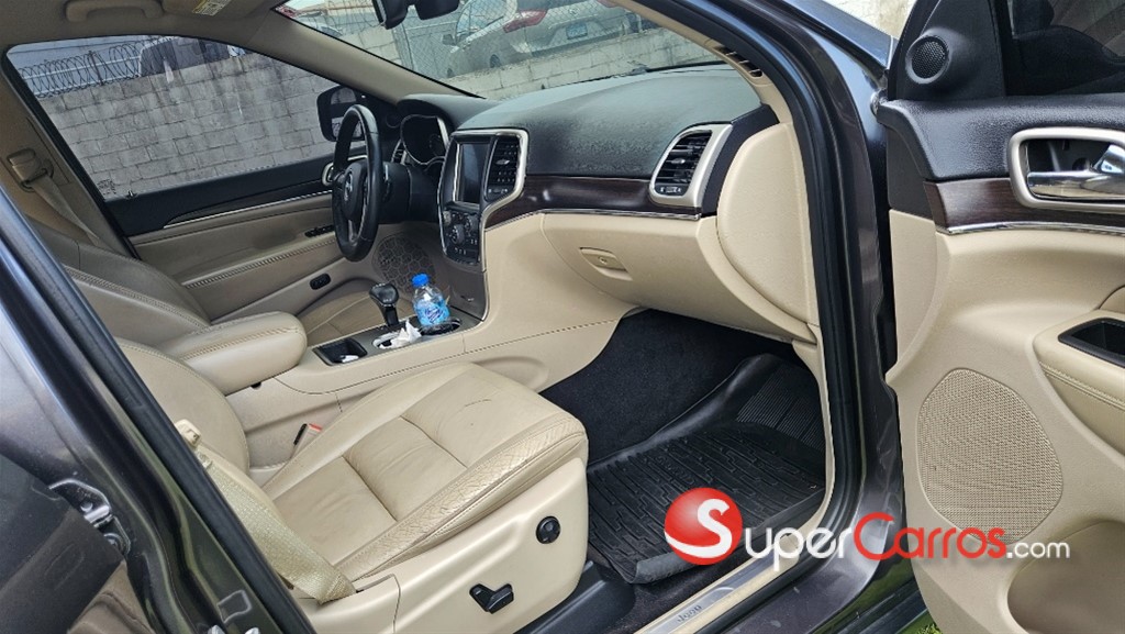 2014 Jeep Grand Cherokee Limited — foto 7 / 12