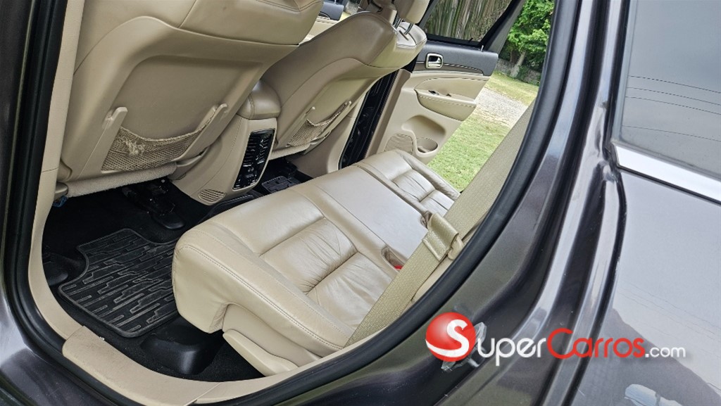2014 Jeep Grand Cherokee Limited — foto 9 / 12