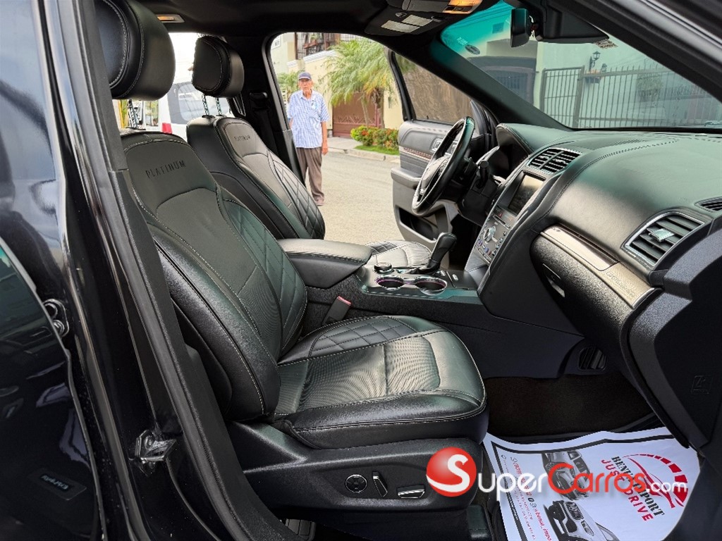 2016 Ford Explorer Platinum — foto 3 / 12