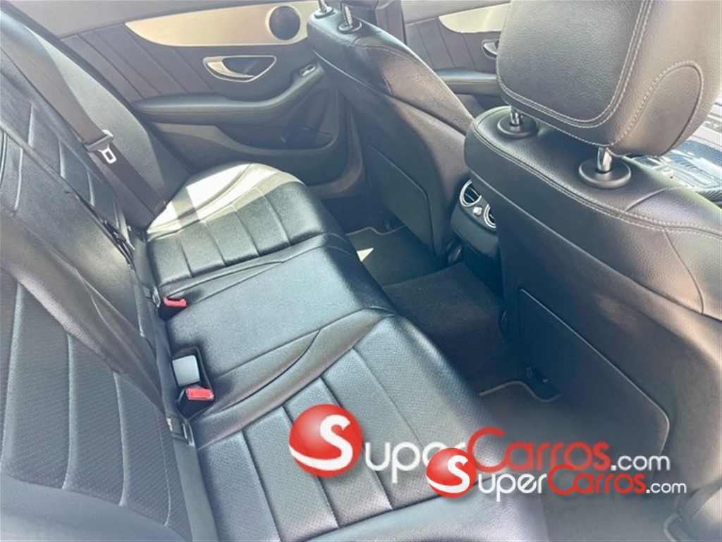 2020 Mercedes-Benz Clase C 300 AMG — foto 8 / 12
