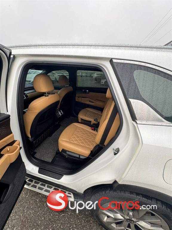 2021 Kia Sorento Limited — foto 6 / 10