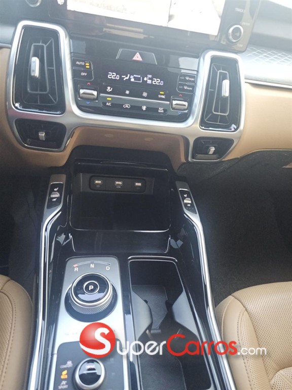 2021 Kia Sorento Limited — foto 9 / 10