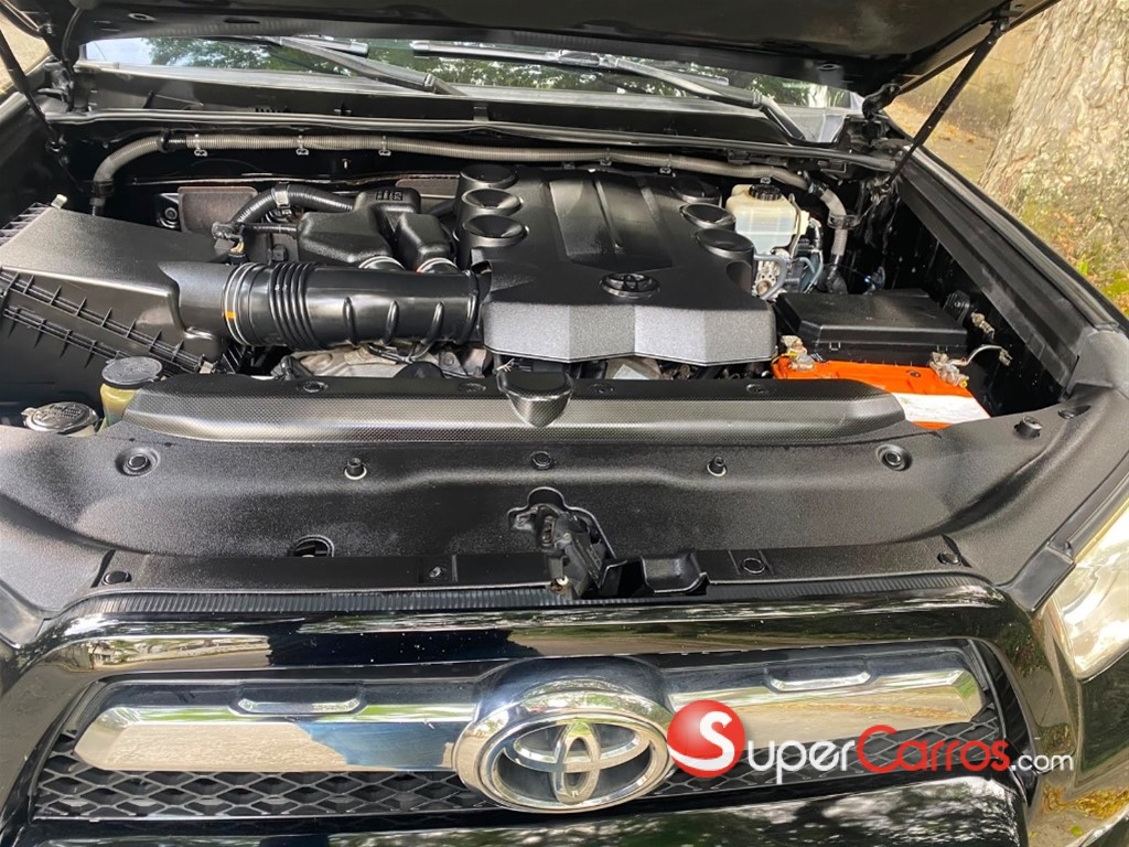 2012 Toyota 4 Runner Limited — foto 7 / 12