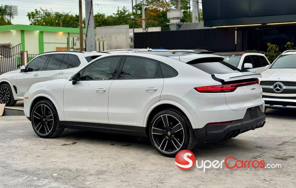 2021 Porsche Cayenne Coupe — foto 4 / 9