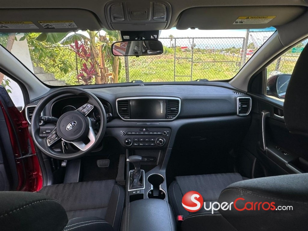 2020 Kia Sportage LX — foto 9 / 12