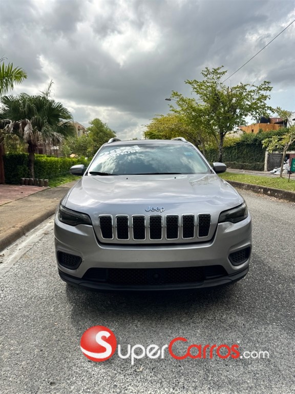 2021 Jeep Cherokee Latitude — foto 2 / 8