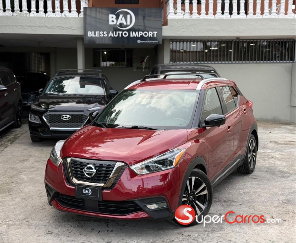 2020 Nissan Kicks SR