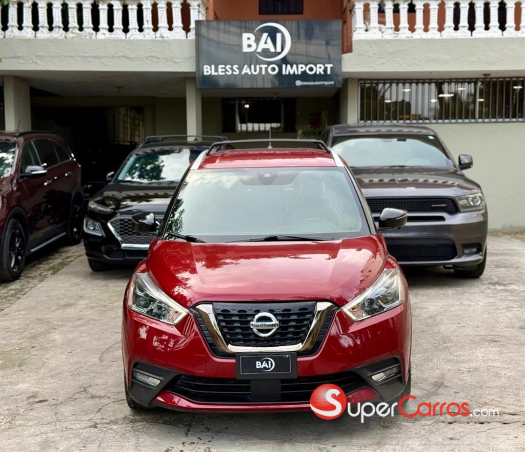 2020 Nissan Kicks SR — foto 2 / 10