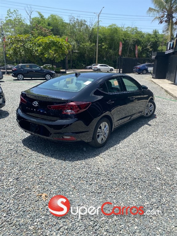 2020 Hyundai Elantra SEL — foto 3 / 6