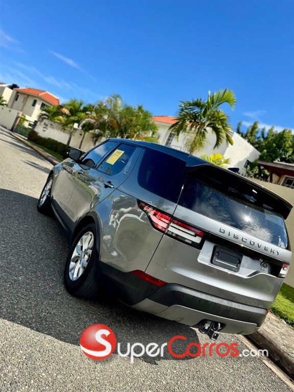 2020 Land Rover Discovery SE — foto 6 / 10