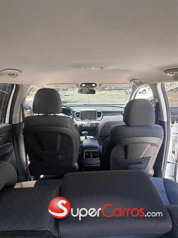 2020 Kia Sorento — foto 5 / 12
