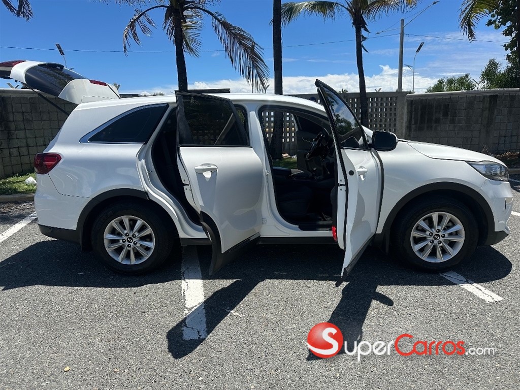 2020 Kia Sorento — foto 7 / 12