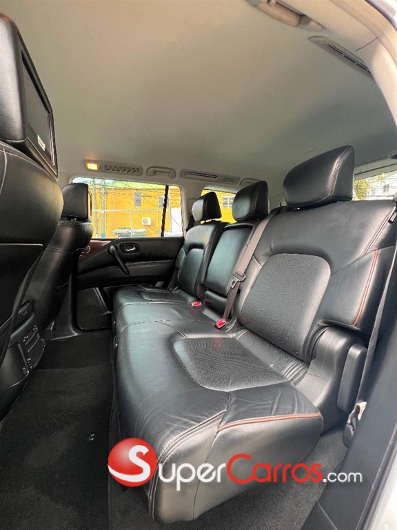 2018 Nissan Patrol LE — foto 8 / 12
