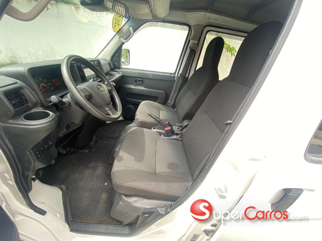 2022 Daihatsu Hijet — foto 5 / 12