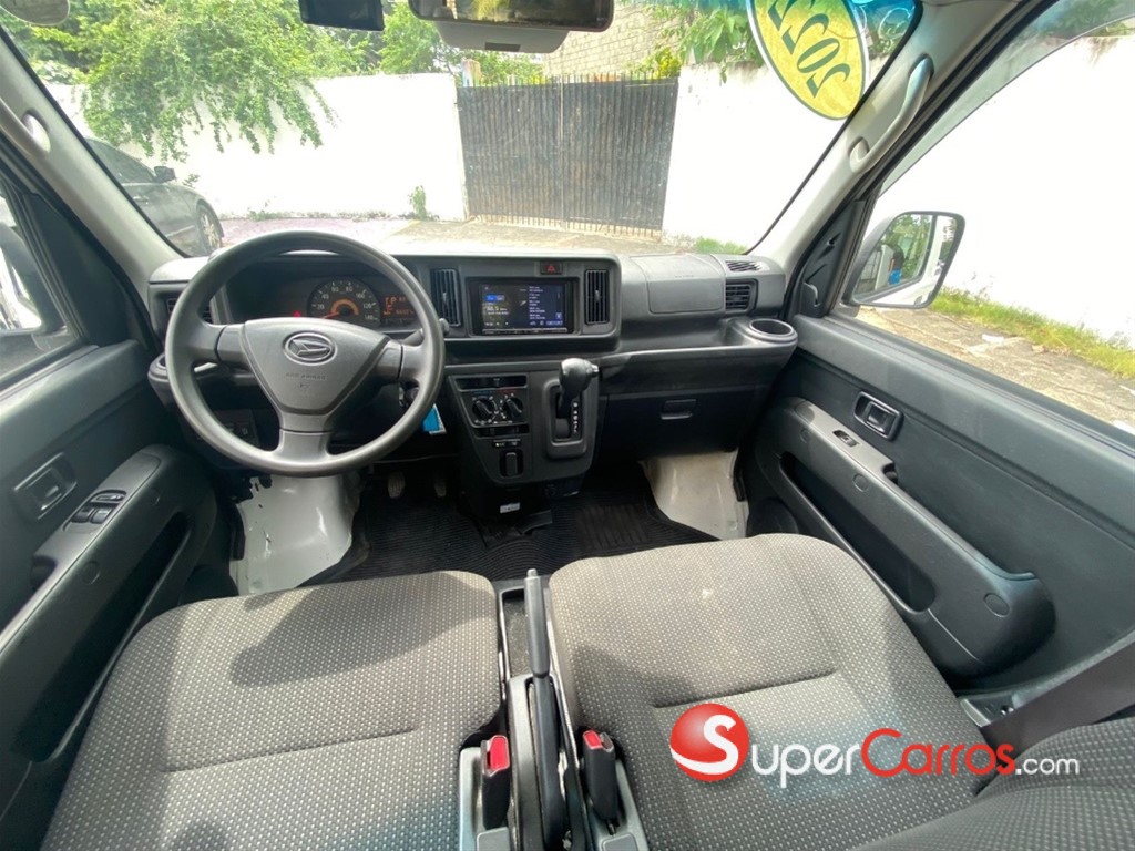 2022 Daihatsu Hijet — foto 6 / 12