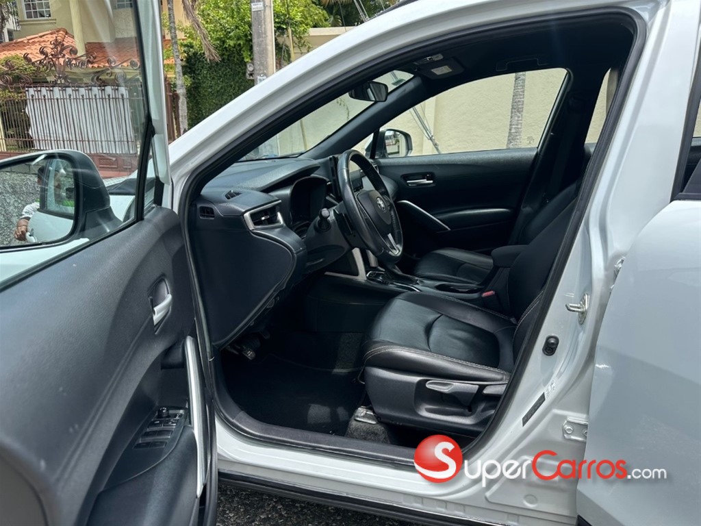 2023 Toyota Corolla Cross — foto 4 / 12