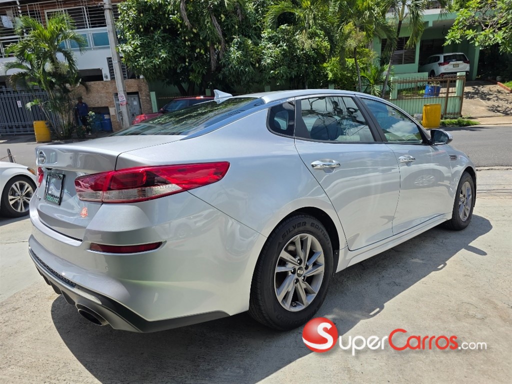2020 Kia Optima LX — foto 4 / 10