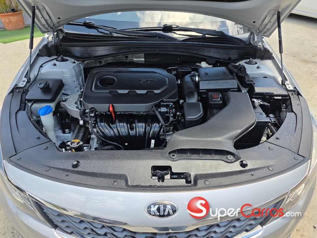 2020 Kia Optima LX — foto 10 / 10