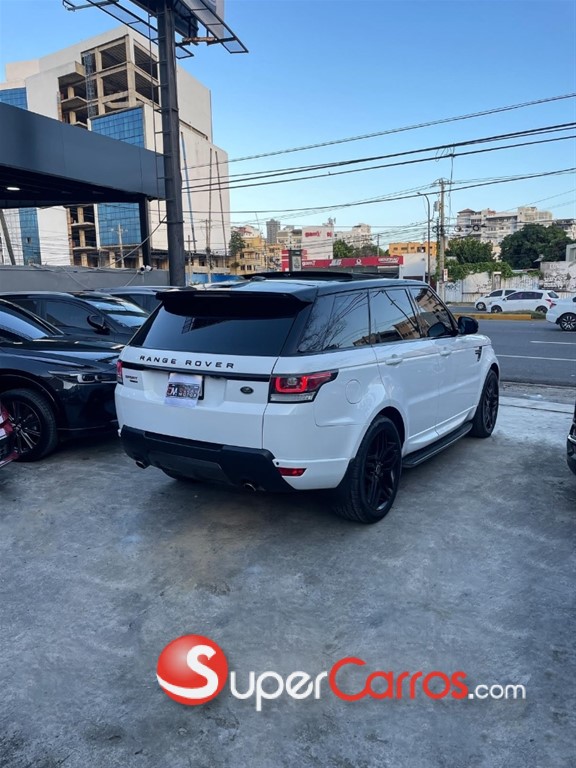 2016 Land Rover Range Rover HSE — foto 7 / 7