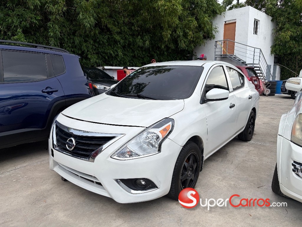 2016 Nissan Versa